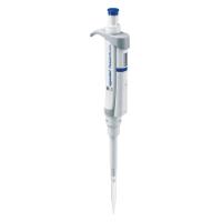 Pipette, Eppendorf Research Plus, 100-1000uL, variable, single channel, blue